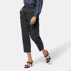 Joie Mongomery Straight Jean 15 Joie Mongomery Straight Jean -Joie Shop B2253F09212 DKBC 2 DPA